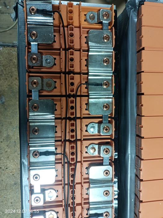 Ячейки 100Ah lifepo4 .  IFP30