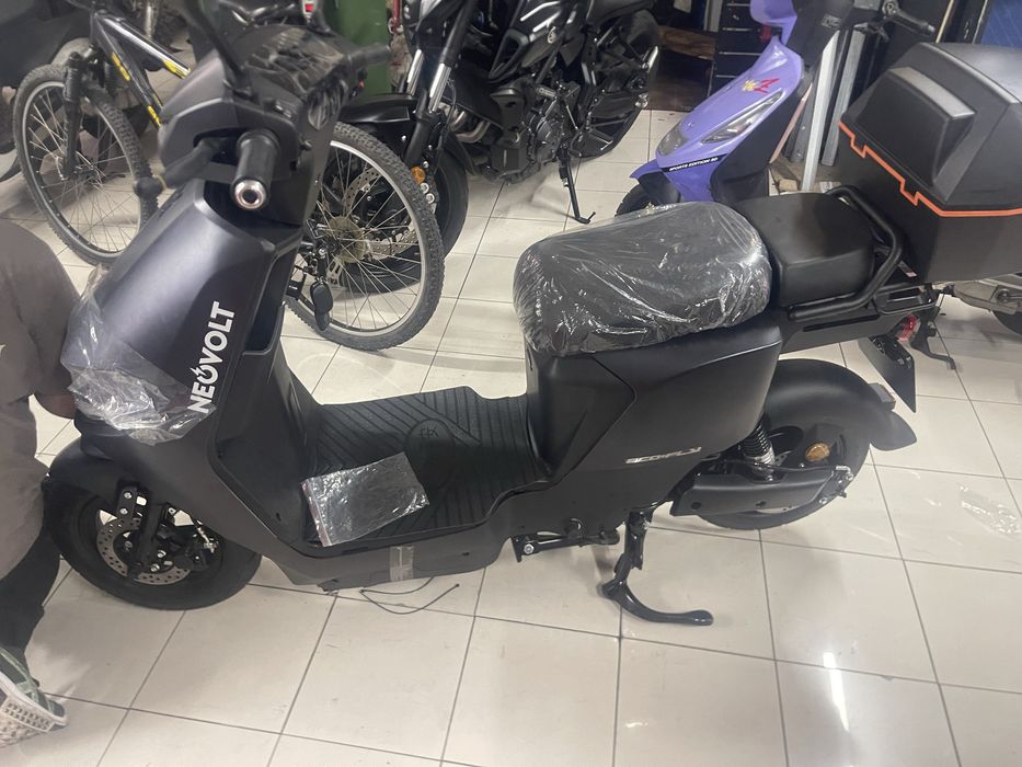 Moto eletrica nao precisa de carta