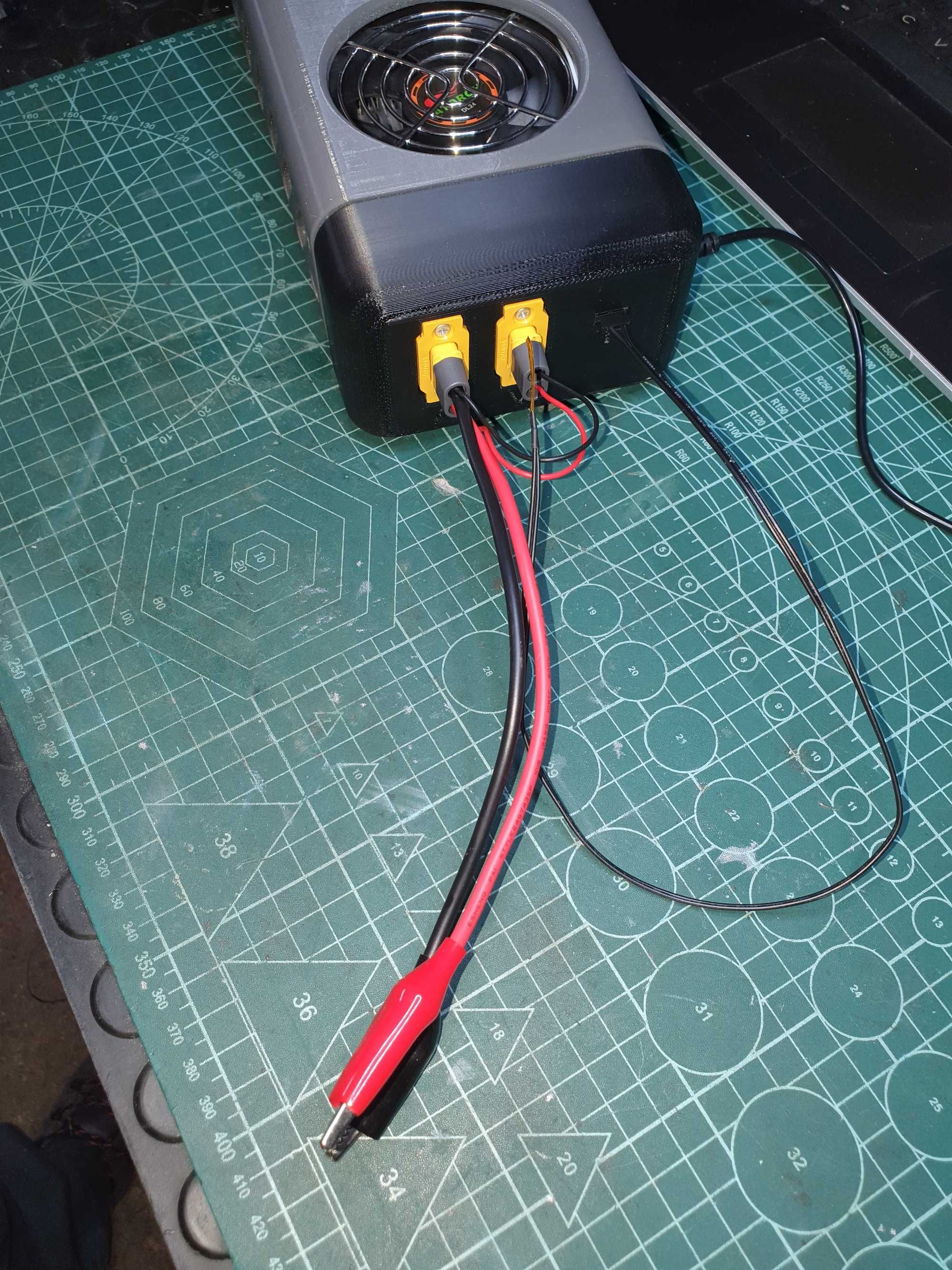 Teste capacidade de baterias atorch DL24M