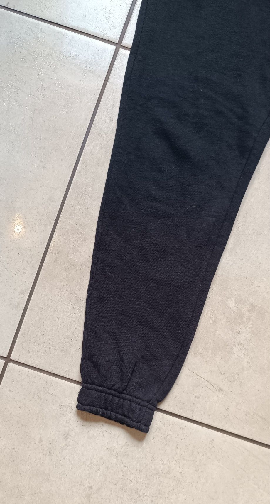 Spodnie dresowe damskie Pull&Bear XS