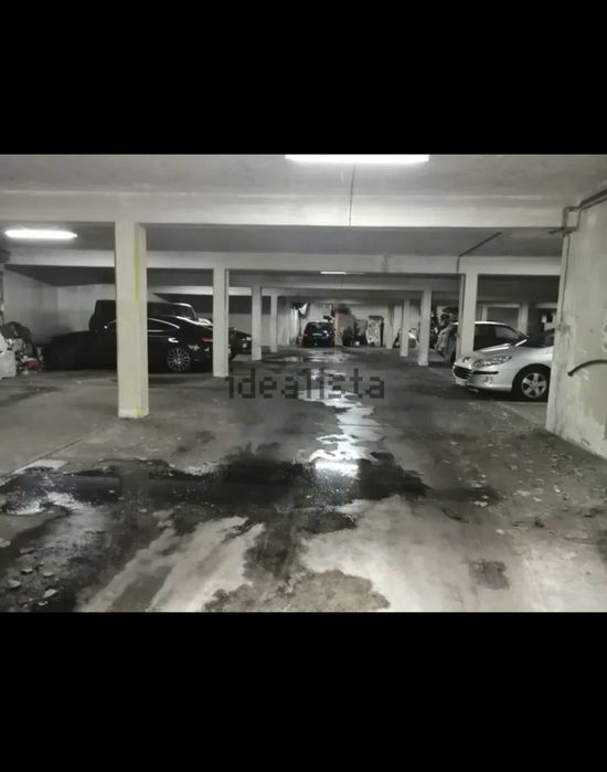 Lugar Garagem para 1 veiculo