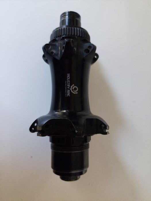 Tylna piasta boost Reynolds i9 hydra