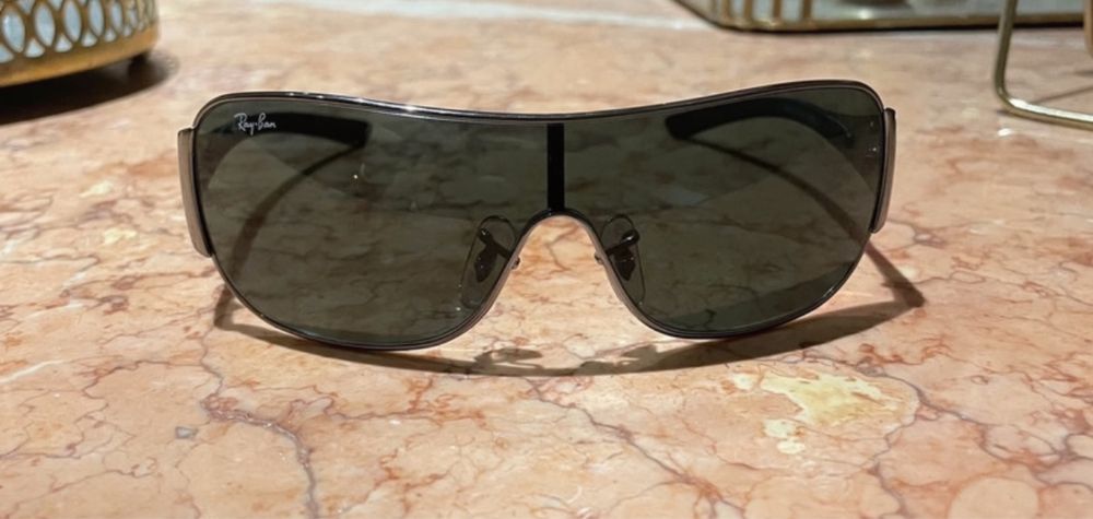 Óculos de sol Rayban Júnior