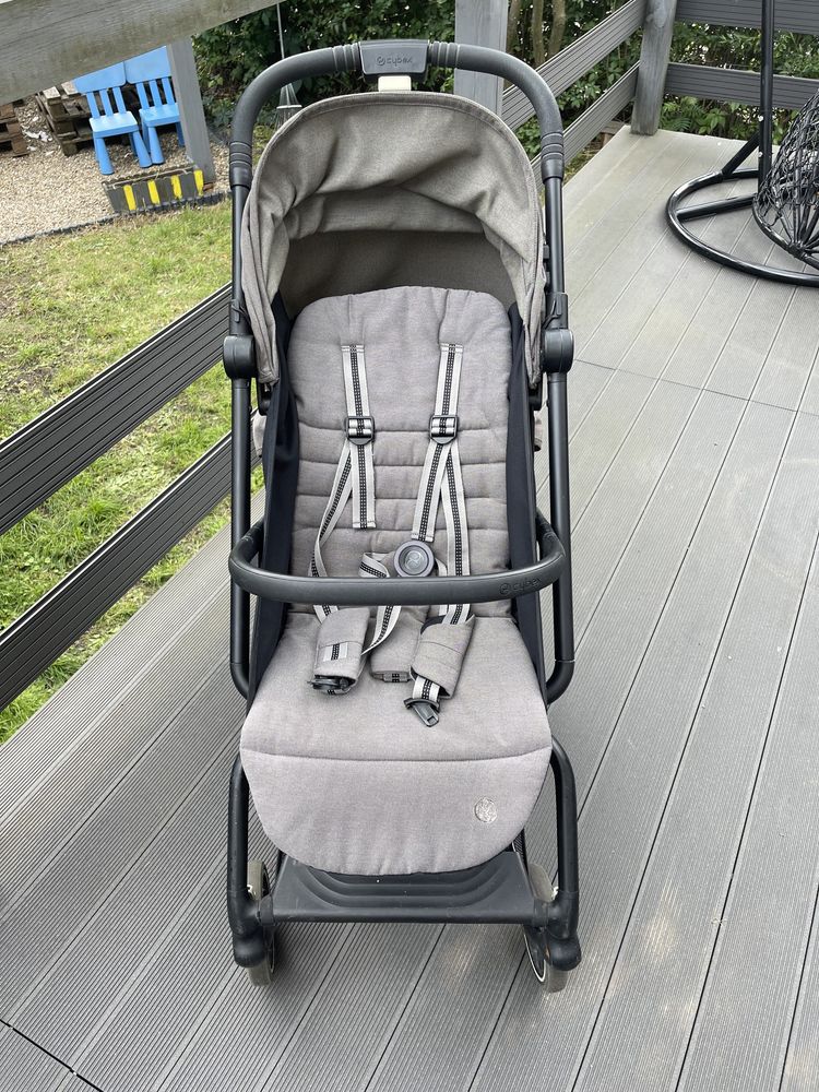 Cybex Easy S plus 2