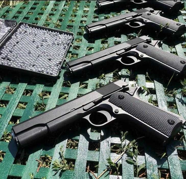 Потужний металевий іграшковий пістолет Colt 1911 Max