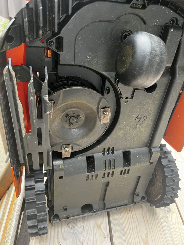 Robot koszący WORX Landroid M700 WR142E 20V