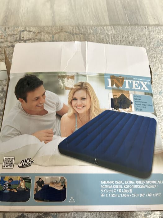 Materac dmuchany Intex Queen size + 2 poduszki  i pompka Gratis!!!
