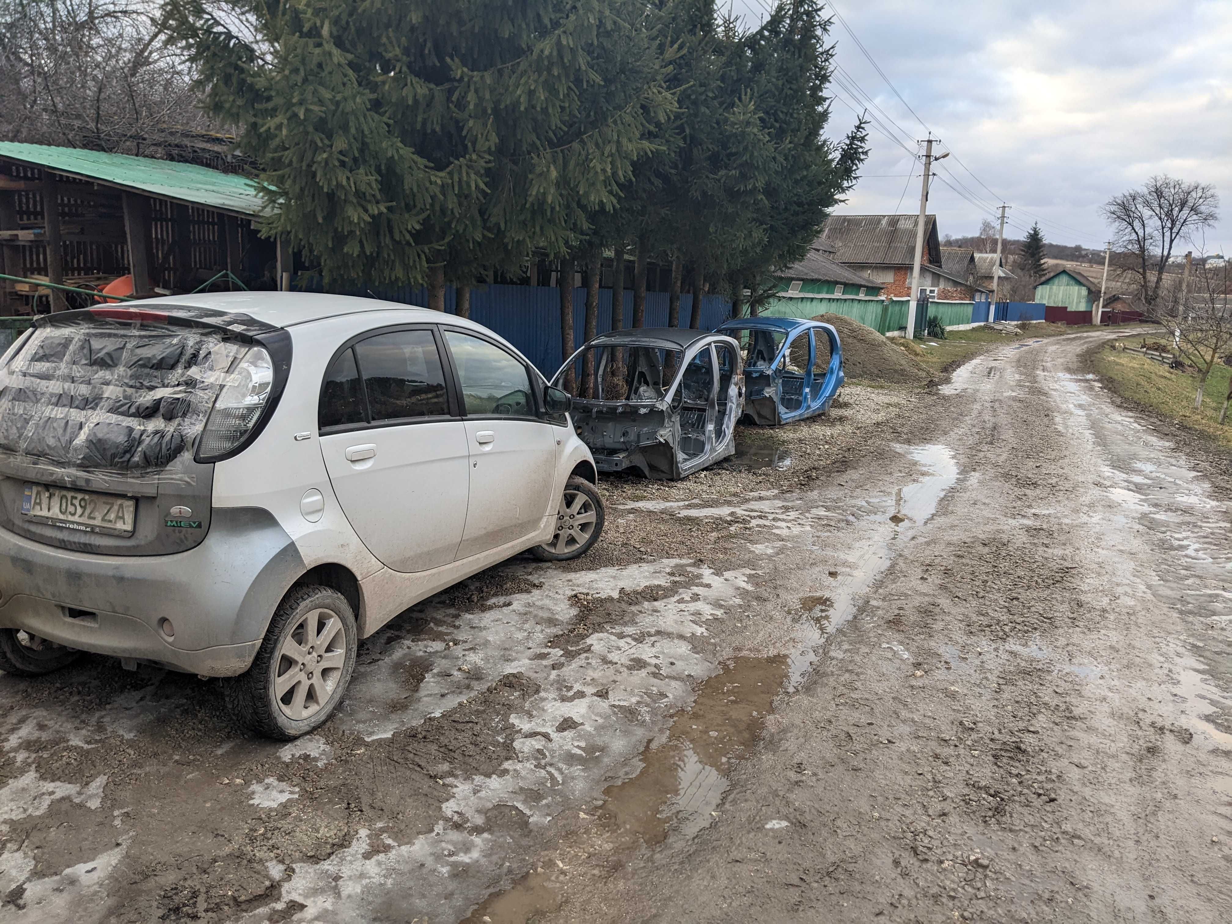 руль з подушкою Citroen C-Zero Peugeot ion Mitsubishi i-MiEV