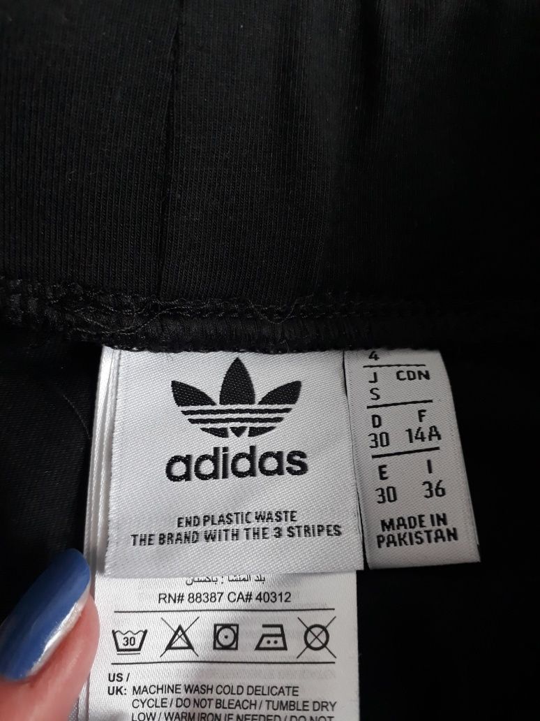 Czarne legginsy damskie adidas 3 paski rozmiar 30 xxxs xxs białe paski