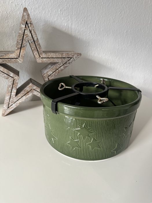 Вінтажна керамічна підставка під ялинку з Німеччини