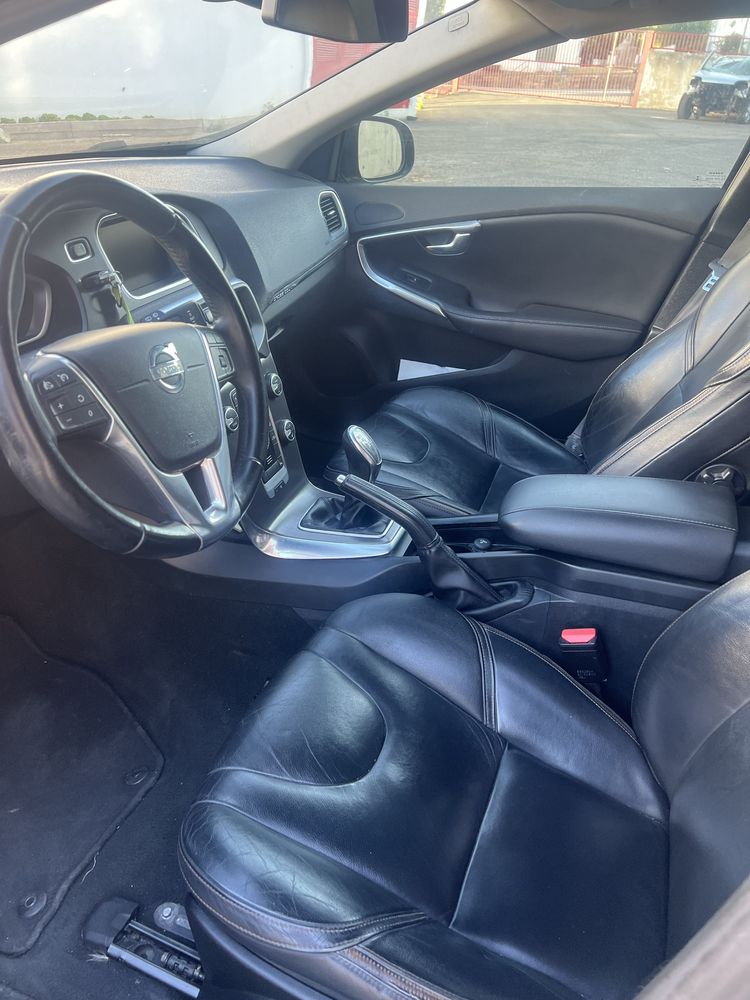 Volvo v40 cross contry 1.6 diesel