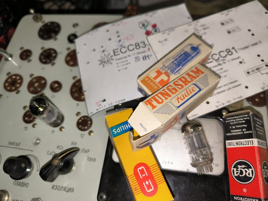 Радиолаампы ECC81,ECC82 ECC83