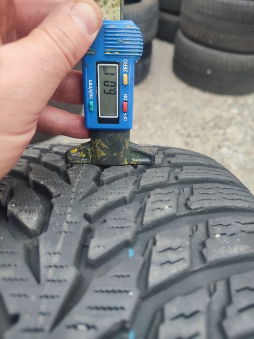 Komplet opon Nokian Tyres WR SnowProof 245/45/18 100V