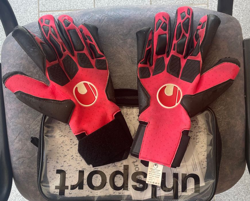 luvas UHLsport, 80€