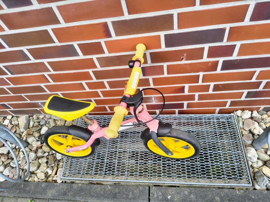 Ubranka 98,104-110 ,116+ zabawki+ autko i rower biegowy