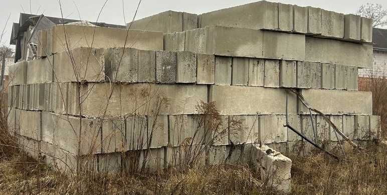 Фундаментний блок, ФБС 4 м. Харків