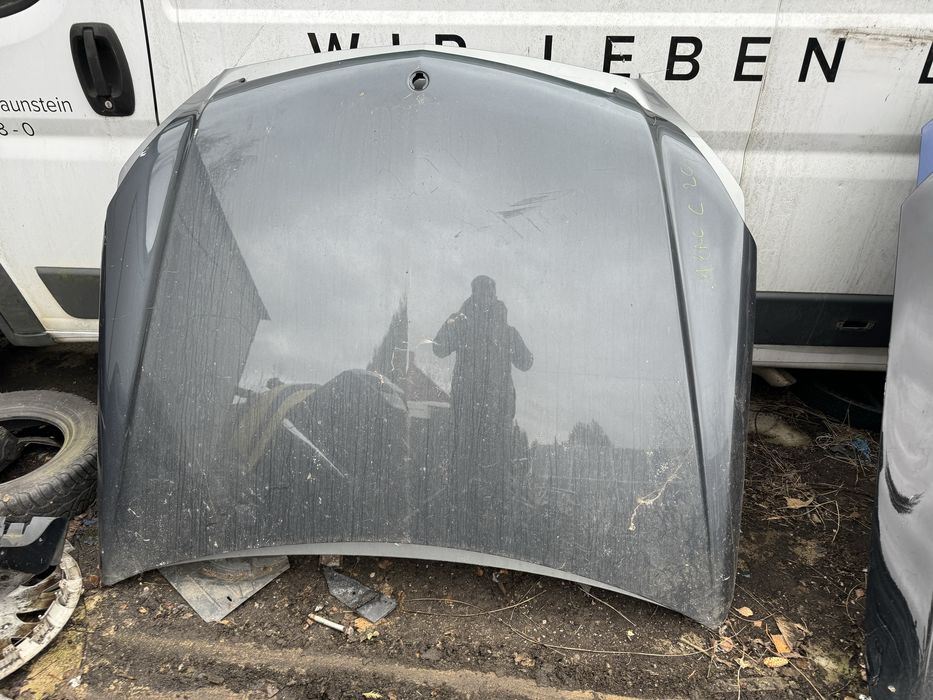 Mercedes C-Klasa W204 07/11 maska pokrywa silnika