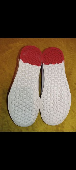 Buty VANS biało-czerwone 34,5/21,5