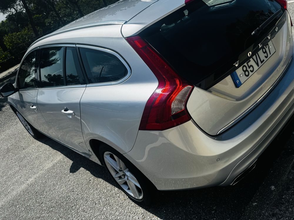 Volvo v60 hybrid plug in - 286cv