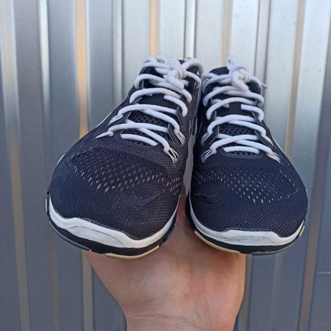 Кросівки Nike Free Tr Fit 4 Розмір 36,5 (23 см.)