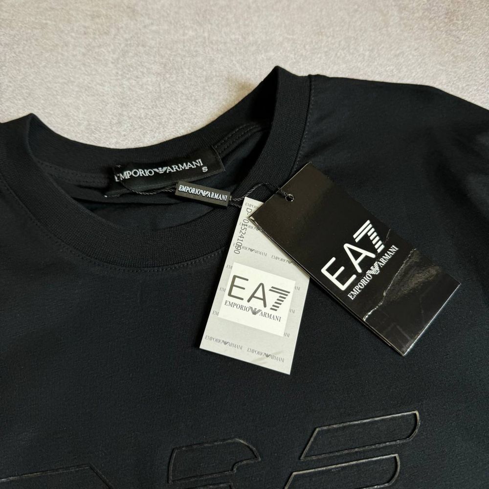 NEW SEASON Мужская футболка Emporio Armani черного цвета размеры S-XXL