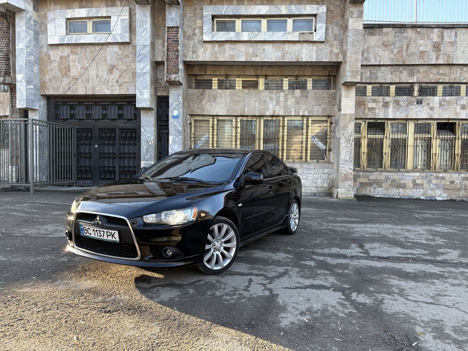 Mitsubishi Lancer
