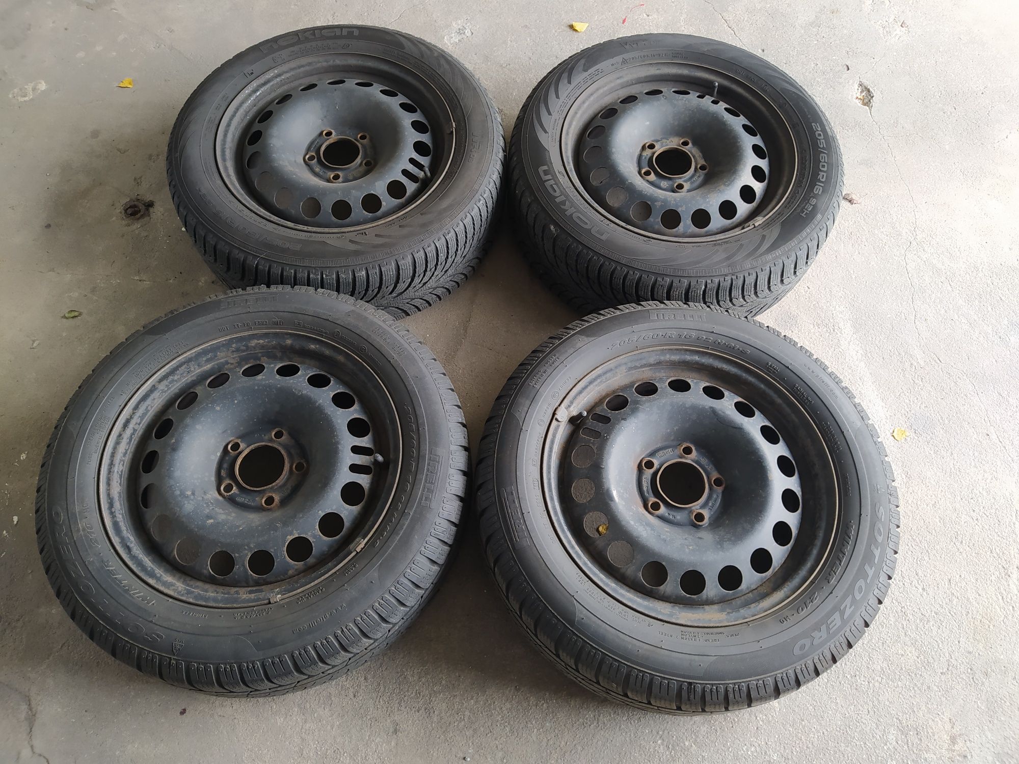 Koła z oponami zimowymi Opel 5x115 205/60 R16