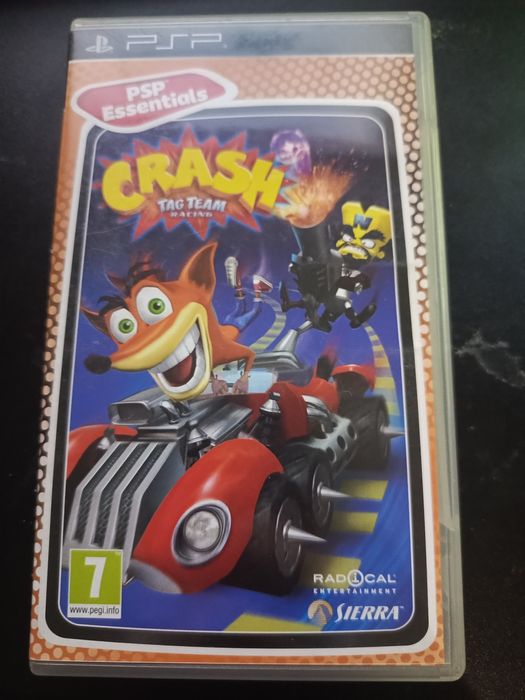 Gra na PSP crash tag team racing