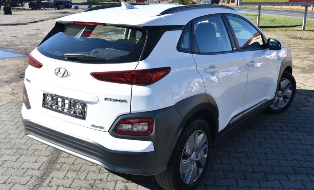 Hyundai Kona EV Trend