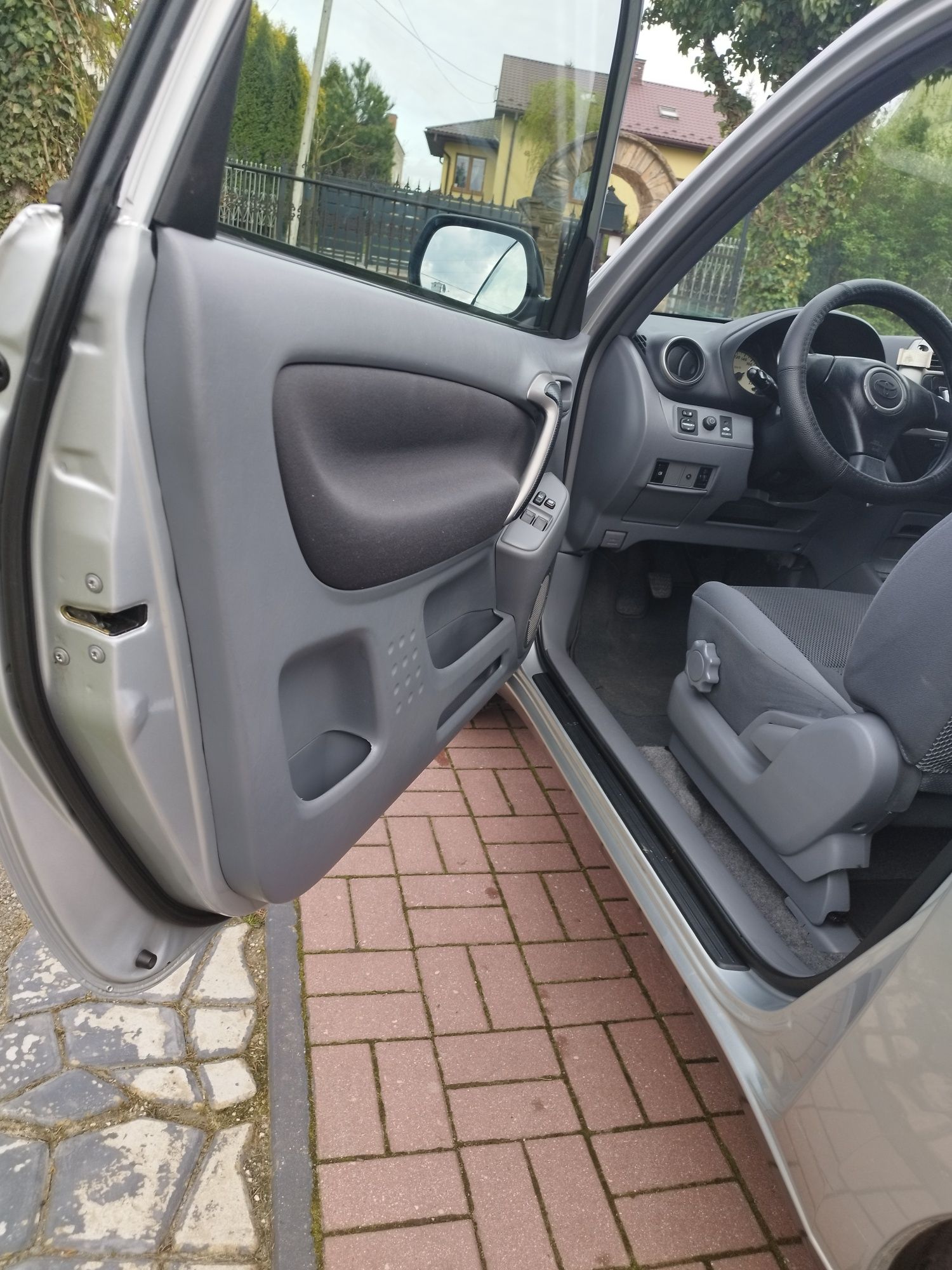 Toyota RAV4 2002