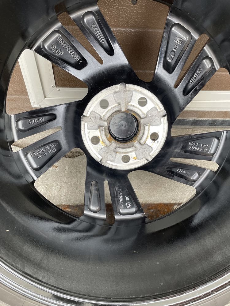 4x Opony+ Alufelgi 5x112 r18 et45 7J Bridgestone 215/50 18” R-Line VW