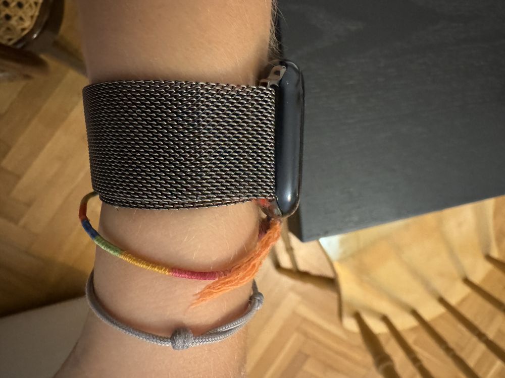 Apple watch 7 z możliwością esim i dwoma paskami