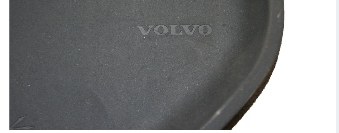 Volvo  półka płyta gumowa konsoli