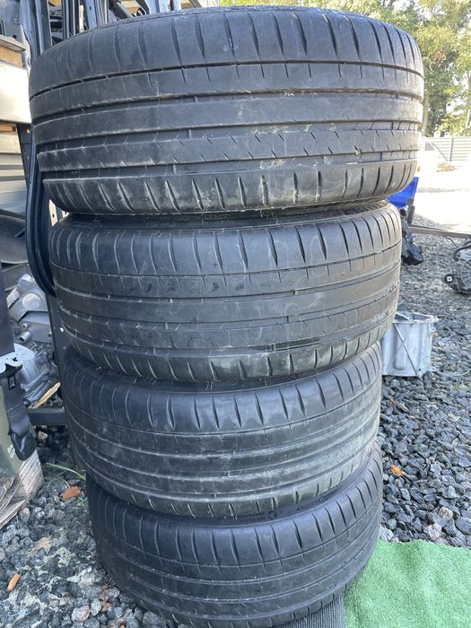 Комплект дисків R20 з резиною, датчиком та ковпачком на Тесла