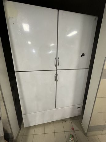Холодильна шафа/Шкаф холодильный