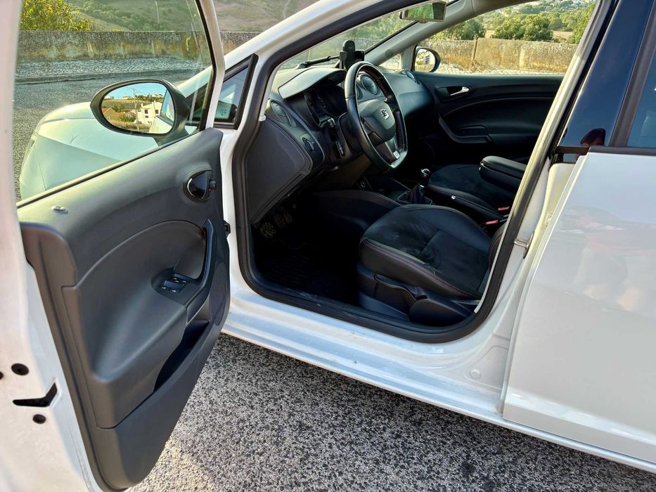 Seat Ibiza FR Edição 30 Anos 1.2 TSI 105cv - Preço Fixo