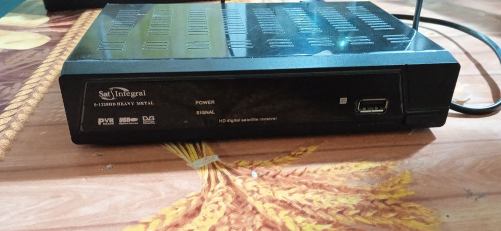 Продам недорого .