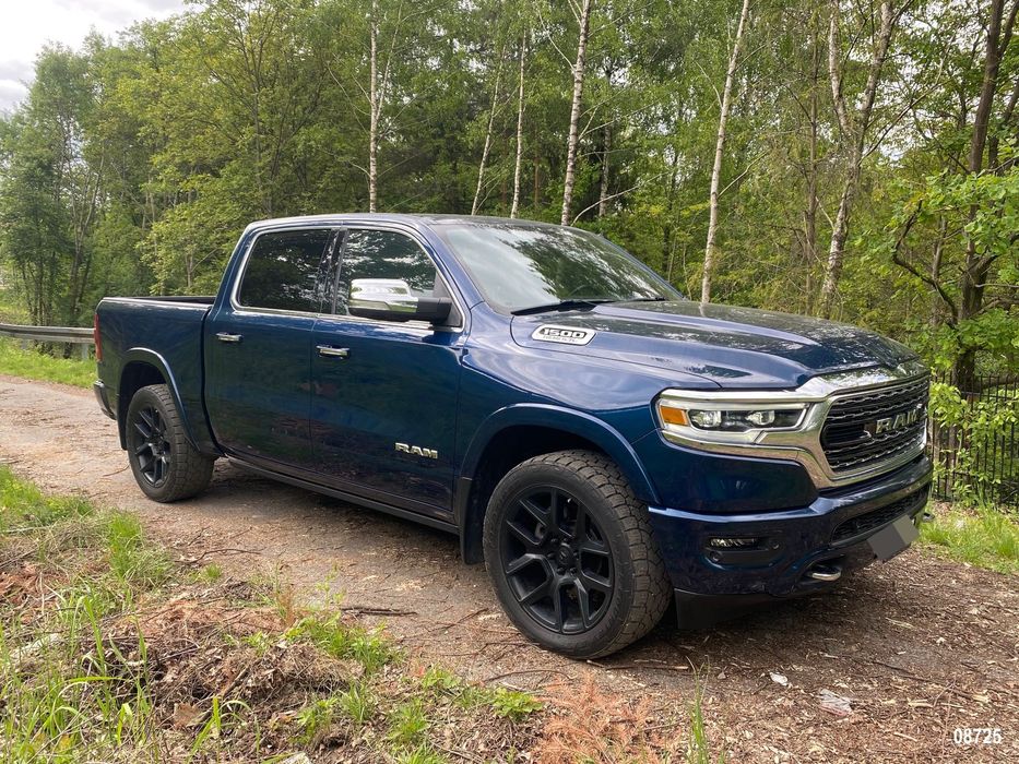 Dodge RAM 1500 LIMITED 5.7L V8 HEMI 401 KM 2022r 4x4