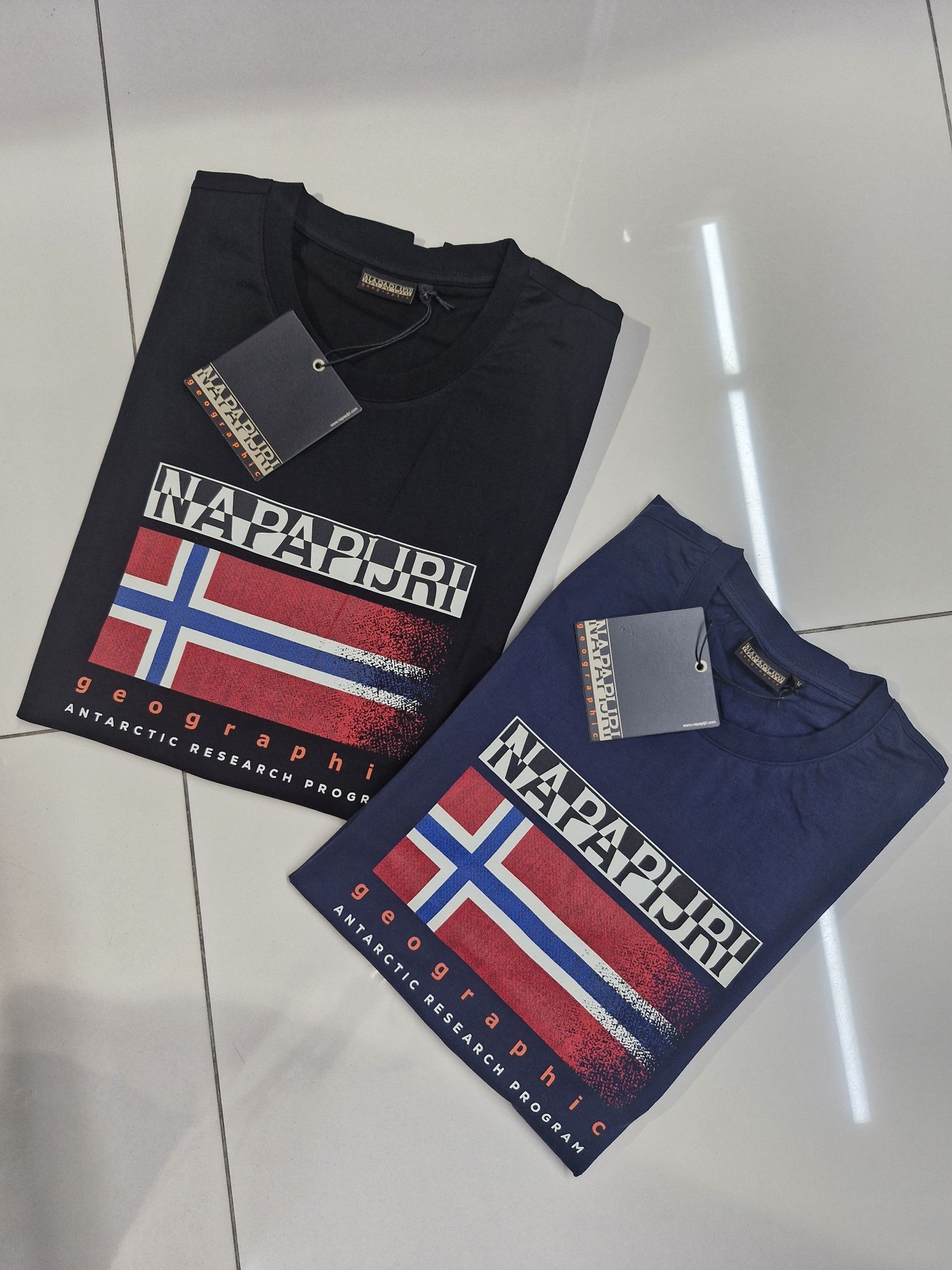 Футбролка чоловіча Napapijri
