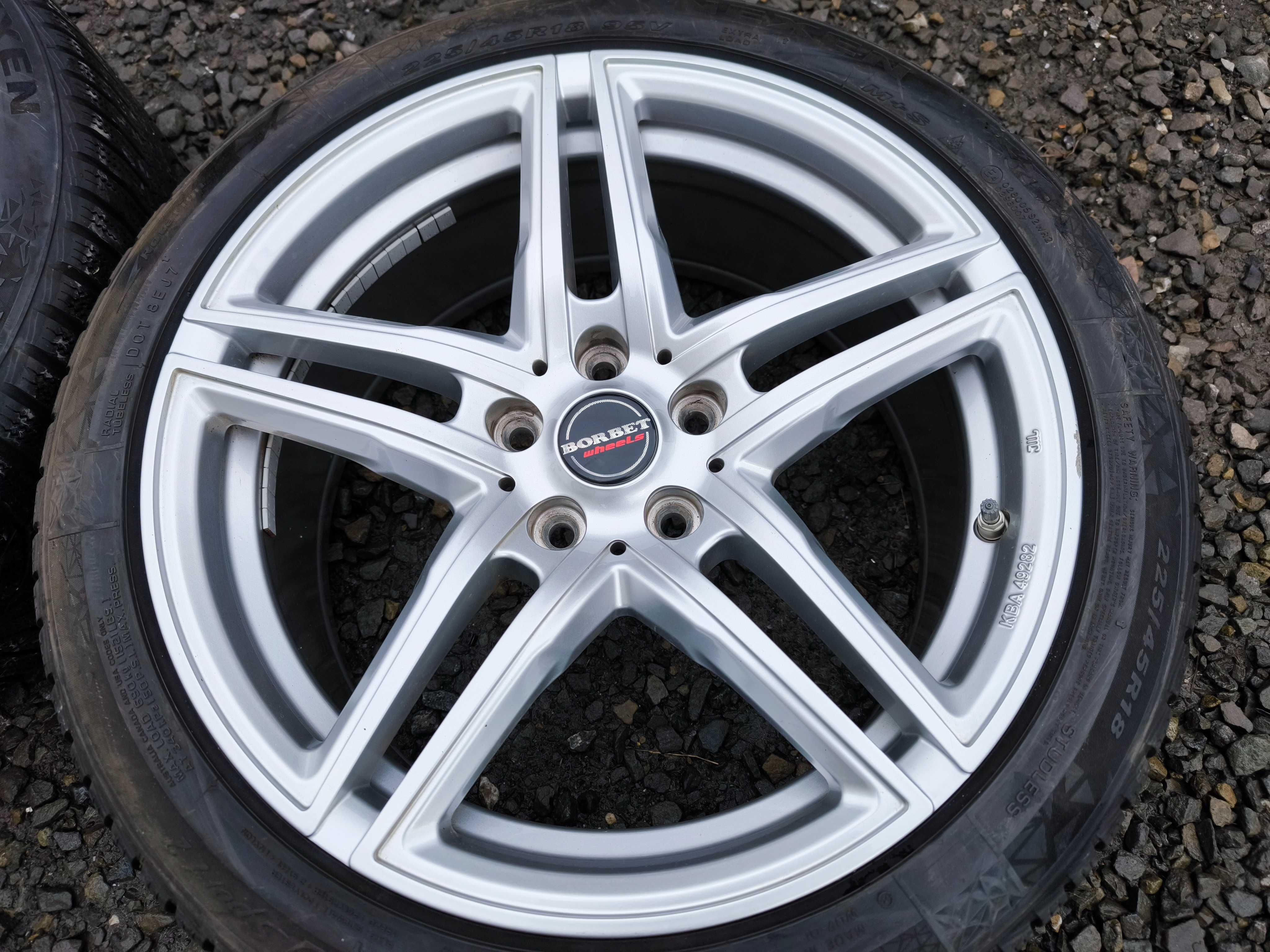 Koła Skoda VW Audi Seat Mercedes BMW 18 cali 5x112 ET45 Opony 225/45