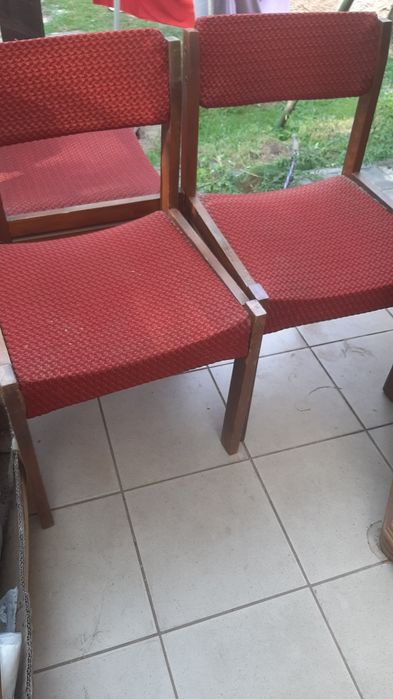 Krzesła PRL tapicerowane