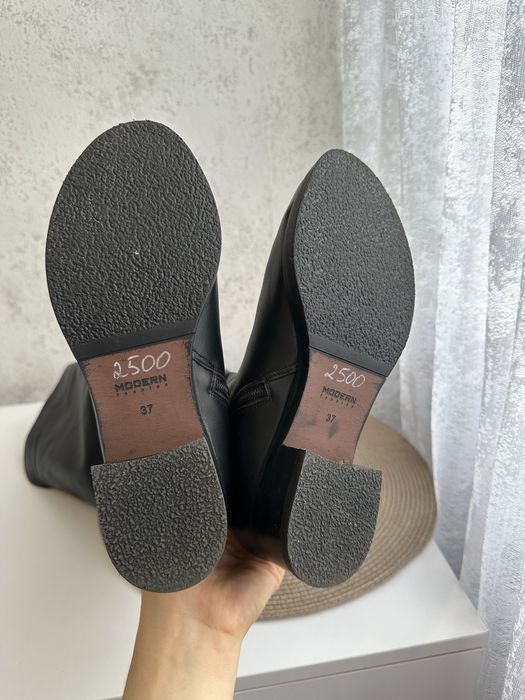 Шкіряні чоботи, сапожки, борфорти 37