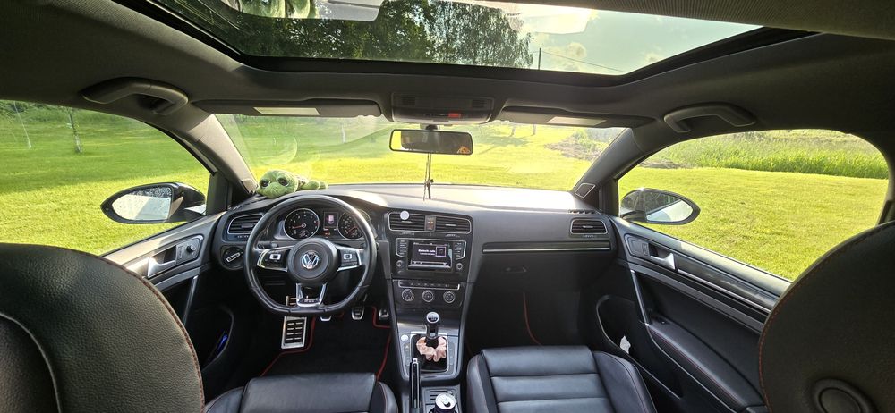 Sprzedam Golf 7 gti 2015r (usa) 280hp manual