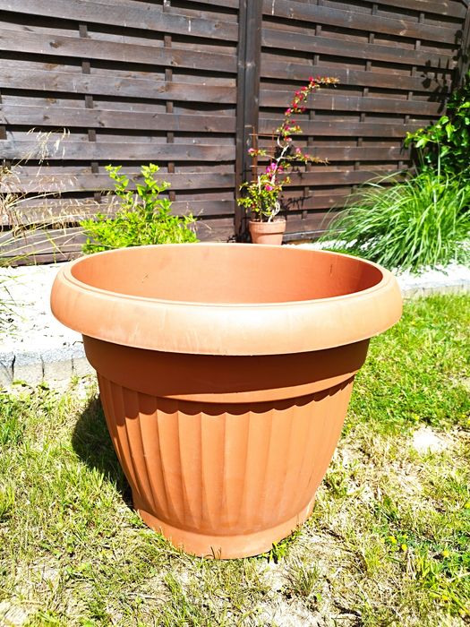 Duża donica ogrodowa