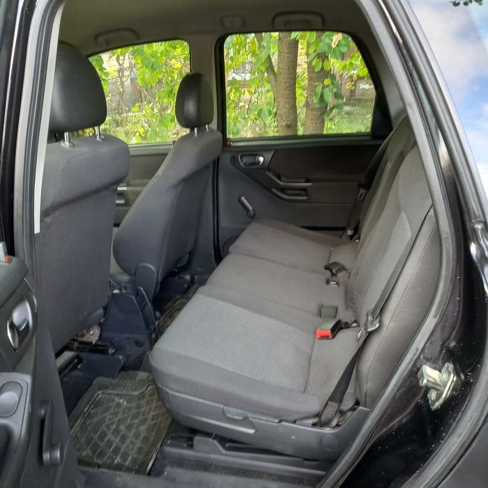 Opel Meriva легковий універсал-В