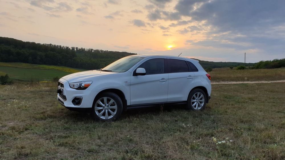 Mitsubishi Outlander Sport 2015