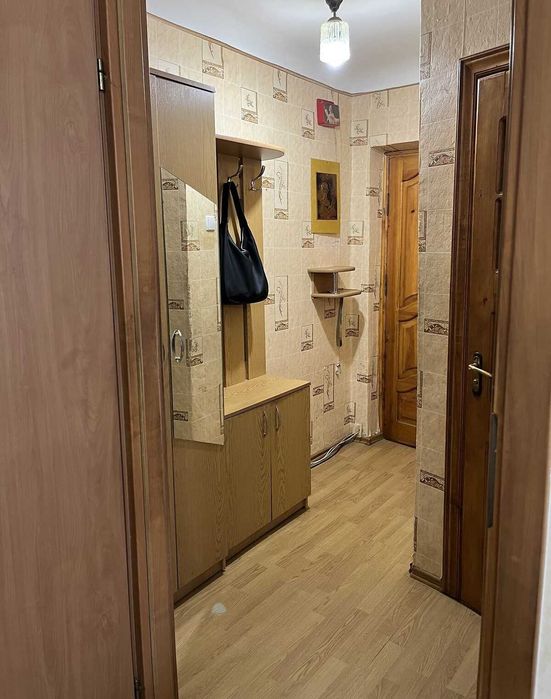 41134 продаж 2 кімнатної квартири р-н Виставка