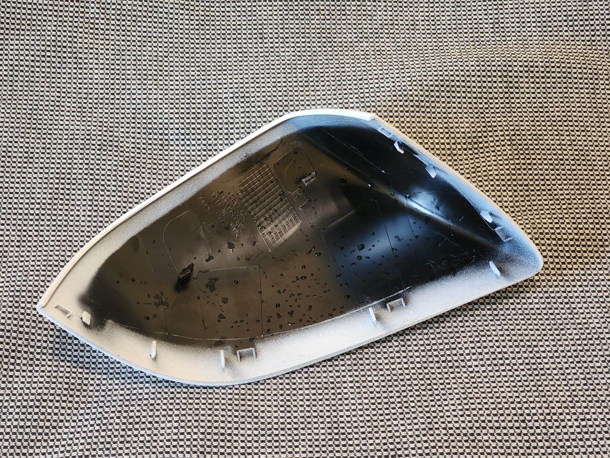 1092292-00-D Tesla крышка с креплениями (накладка зеркала заднего вида