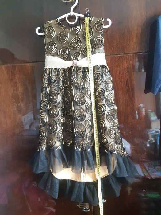 Святкова сукня 110р