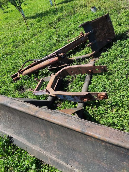 Екскаватор стріла відвал шток ківш